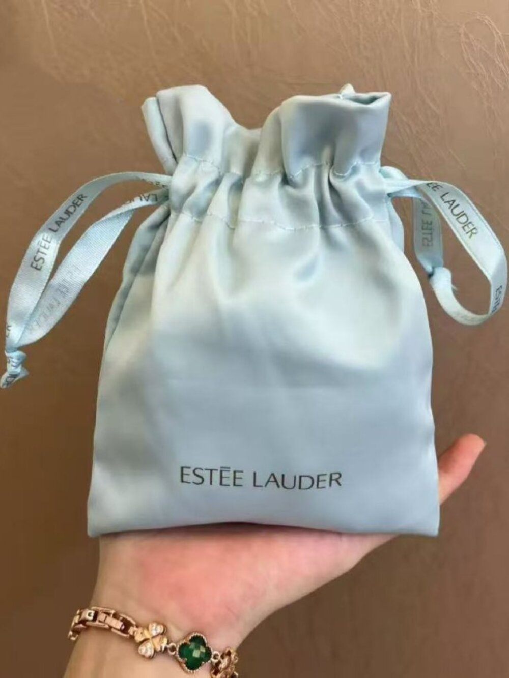 Estee Lauder baby bule drawstring dust bag